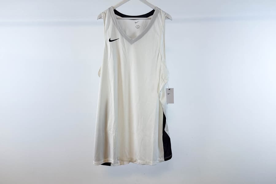 3 Herren Trikots Nike, Gr. 3 XL